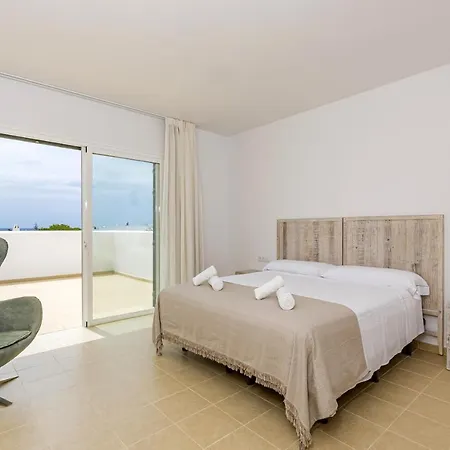 Eco Lola Villa Sant Lluis